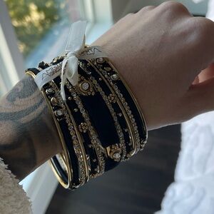 Black/gold Bangle Set